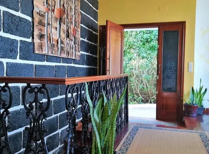 Feriehus Family Holiday Villa Vacations - Ponta Delgada Azores Rentals Ponta Delgada