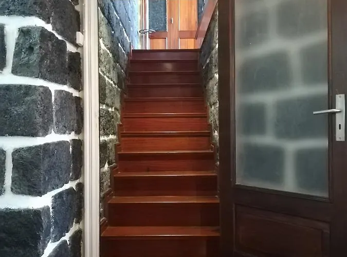 펜션 Family Holiday Villa Vacations - Ponta Delgada Azores Rentals *