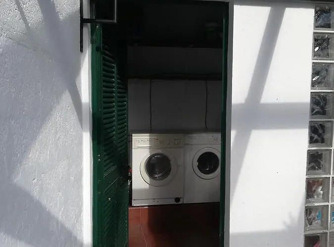 Family Holiday Villa Vacations - Ponta Delgada Azores Rentals 펜션 Ponta Delgada