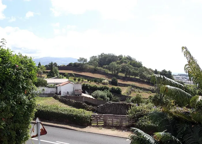 Feriehus Family Holiday Villa Vacations - Ponta Delgada Azores Rentals Ponta Delgada