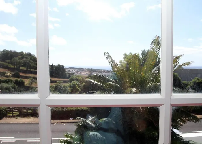 Feriehus Family Holiday Villa Vacations - Ponta Delgada Azores Rentals Ponta Delgada