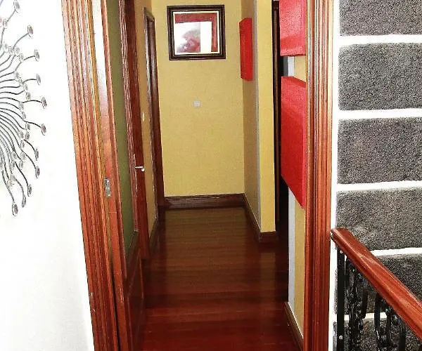 펜션 Family Holiday Villa Vacations - Ponta Delgada Azores Rentals *